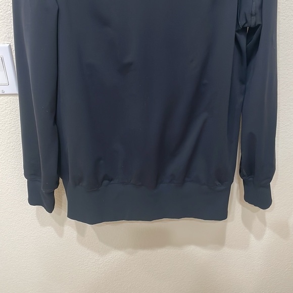 Lululemon Black Reversible Jacket—Beautiful Fabric—Pockets—Excellent Condition! - Picture 8 of 10